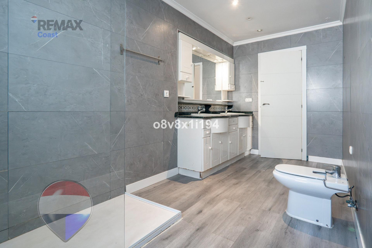 Huis te koop in Rincón de la Victoria | 6 slaapkamers H5353840