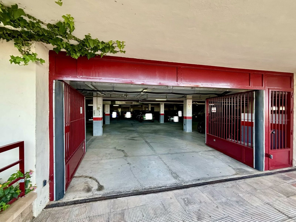 Property main view 90
