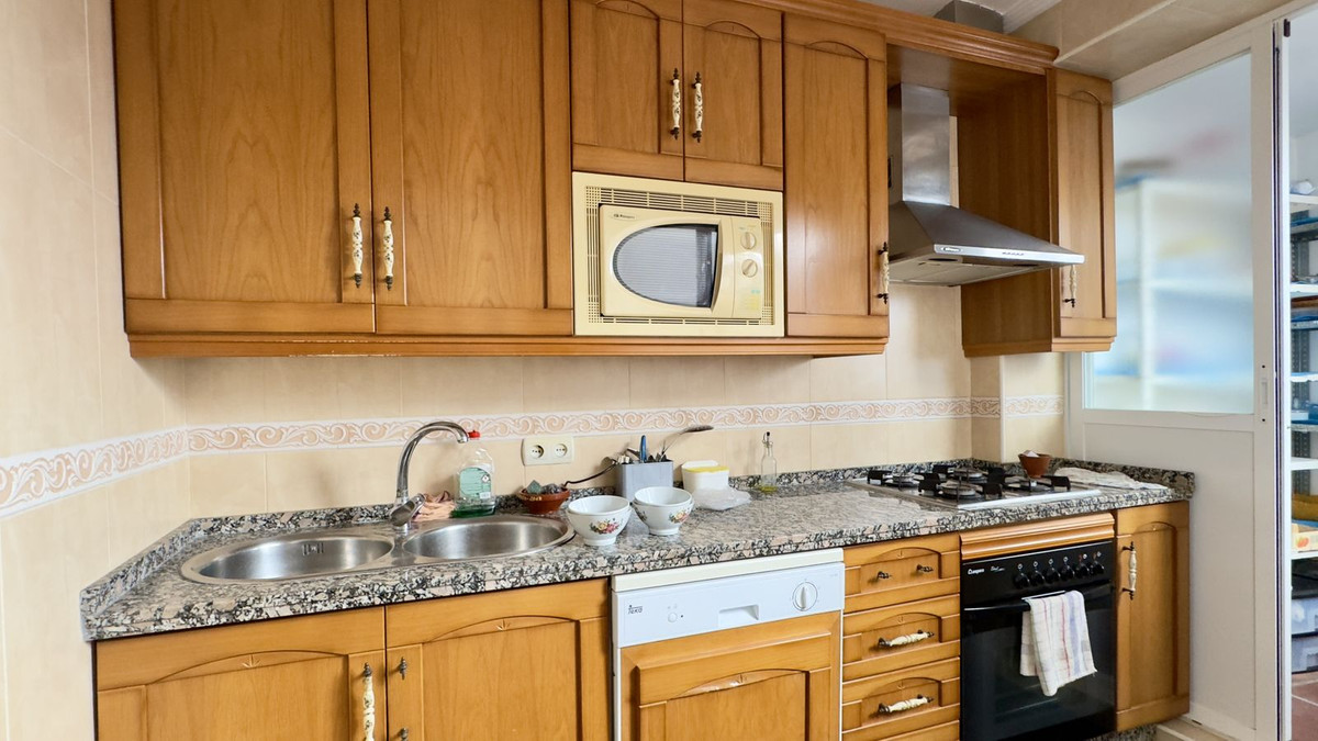 Geschakelde Woning in Riogordo-14