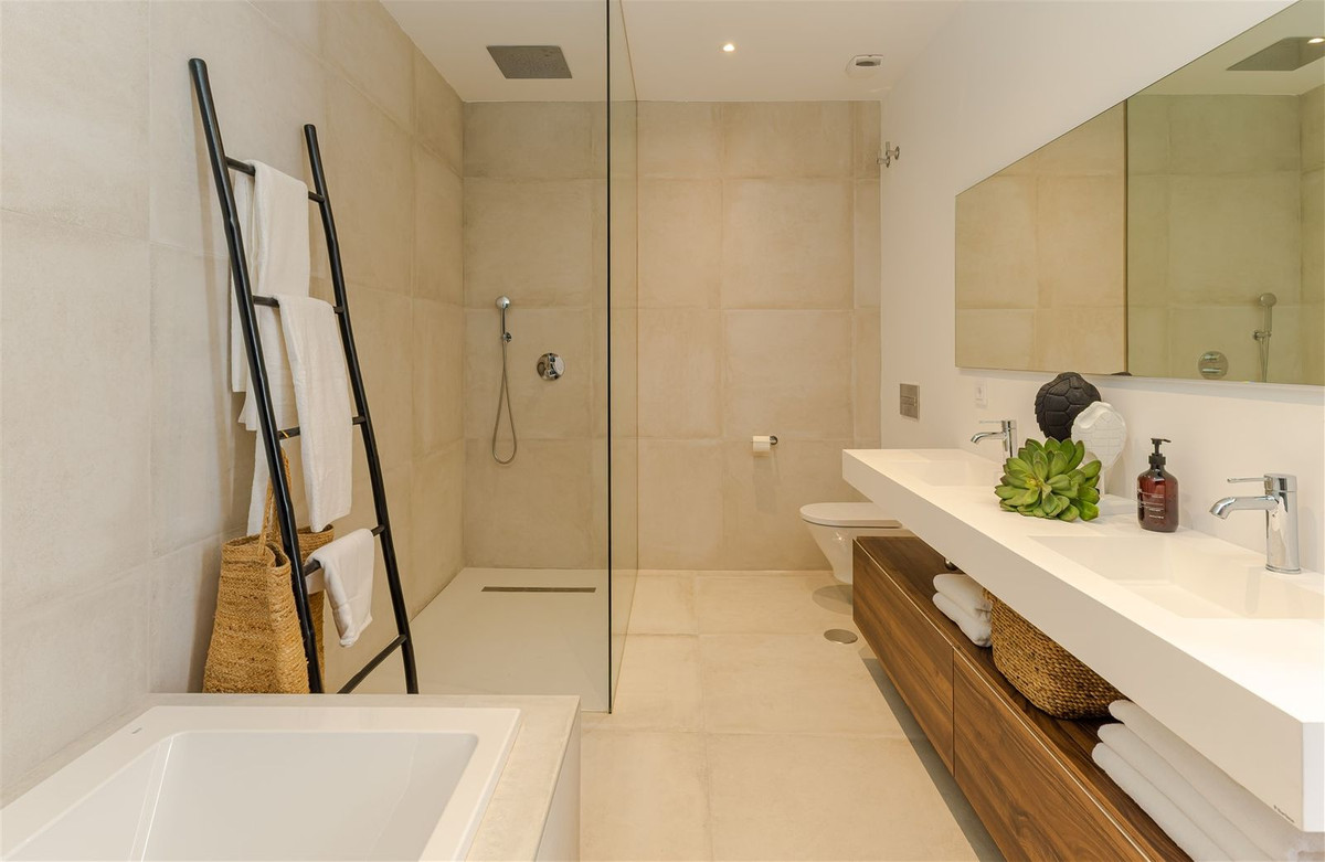 Property main view 38