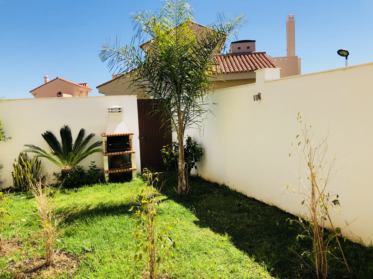Semi-Vrijstaande Villa in Riviera del Sol-17