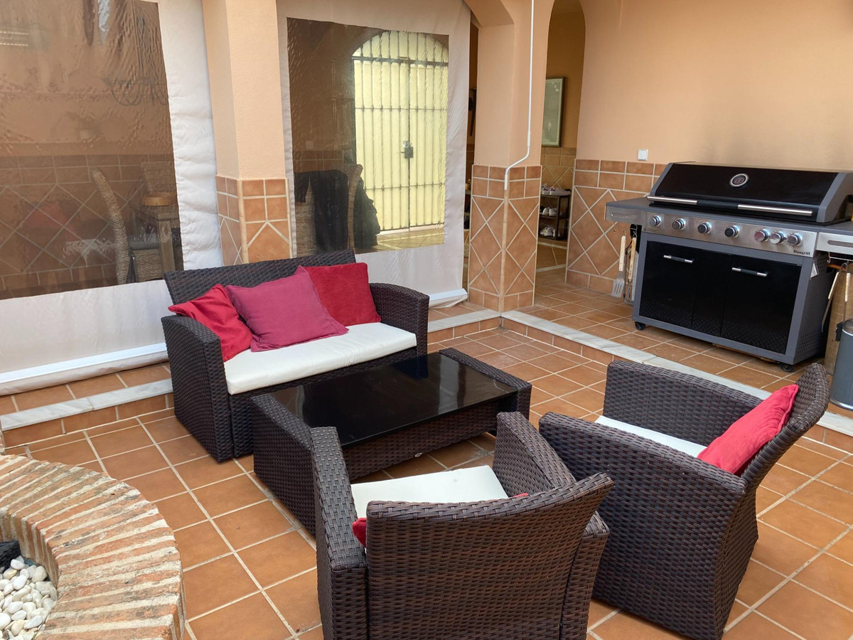 Vrijstaande Villa in Riviera del Sol-16