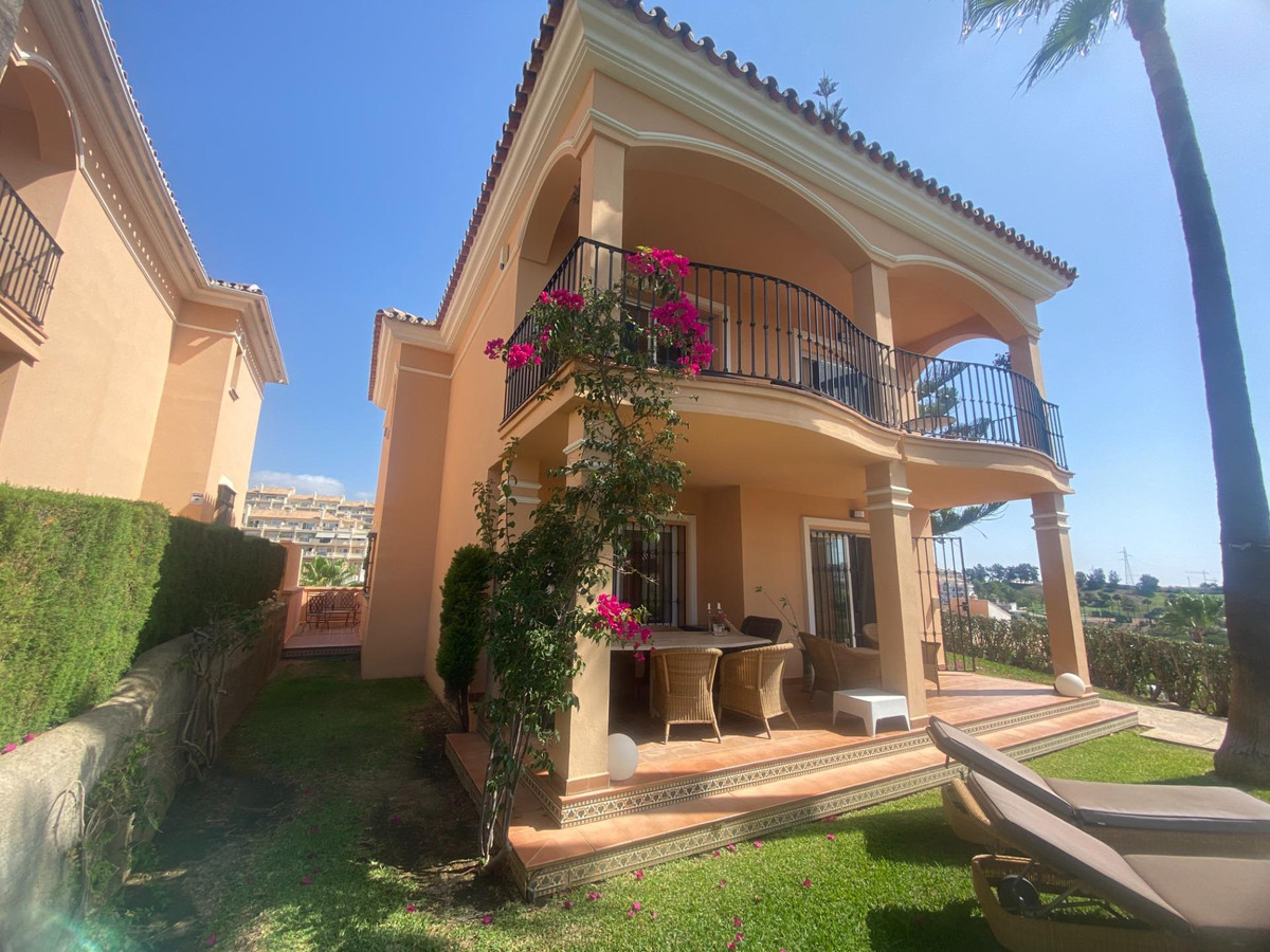 Vrijstaande Villa in Riviera del Sol-3
