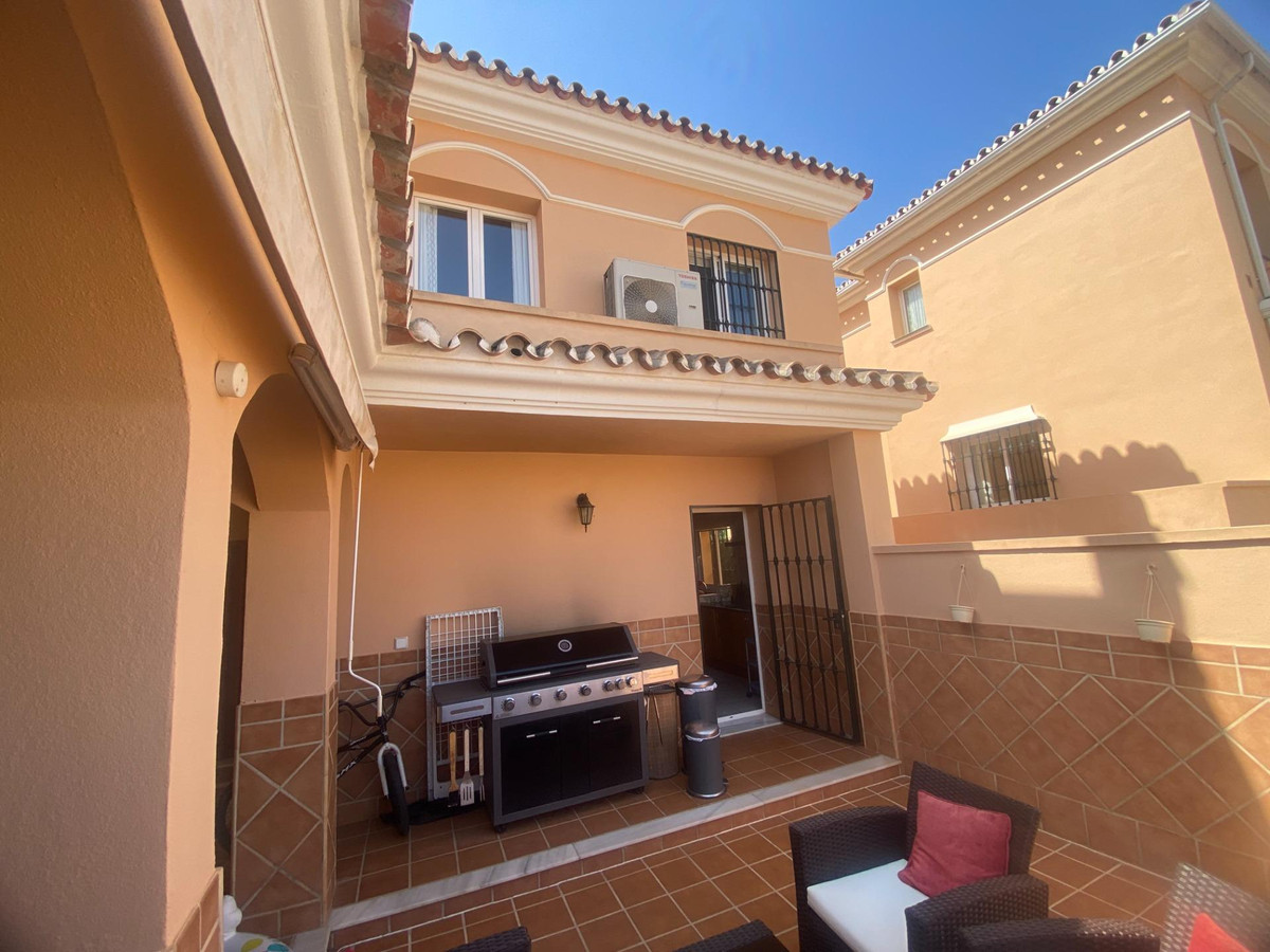 Vrijstaande Villa in Riviera del Sol-9