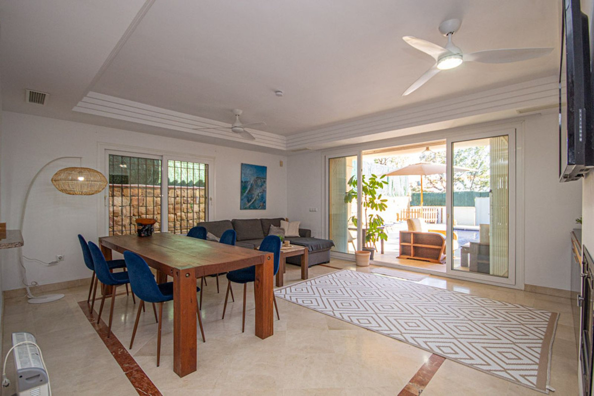 Semi-Vrijstaande Villa in Riviera del Sol-12