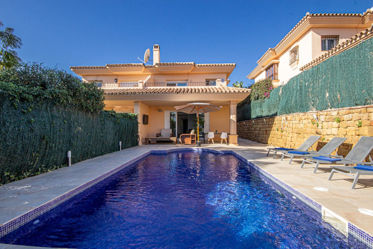 Semi-Vrijstaande Villa in Riviera del Sol-16