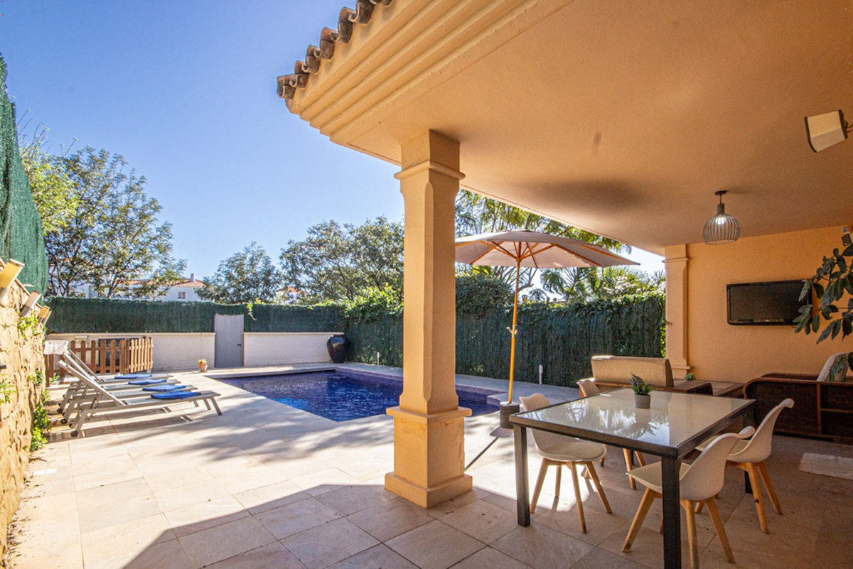 Semi-Vrijstaande Villa in Riviera del Sol-18