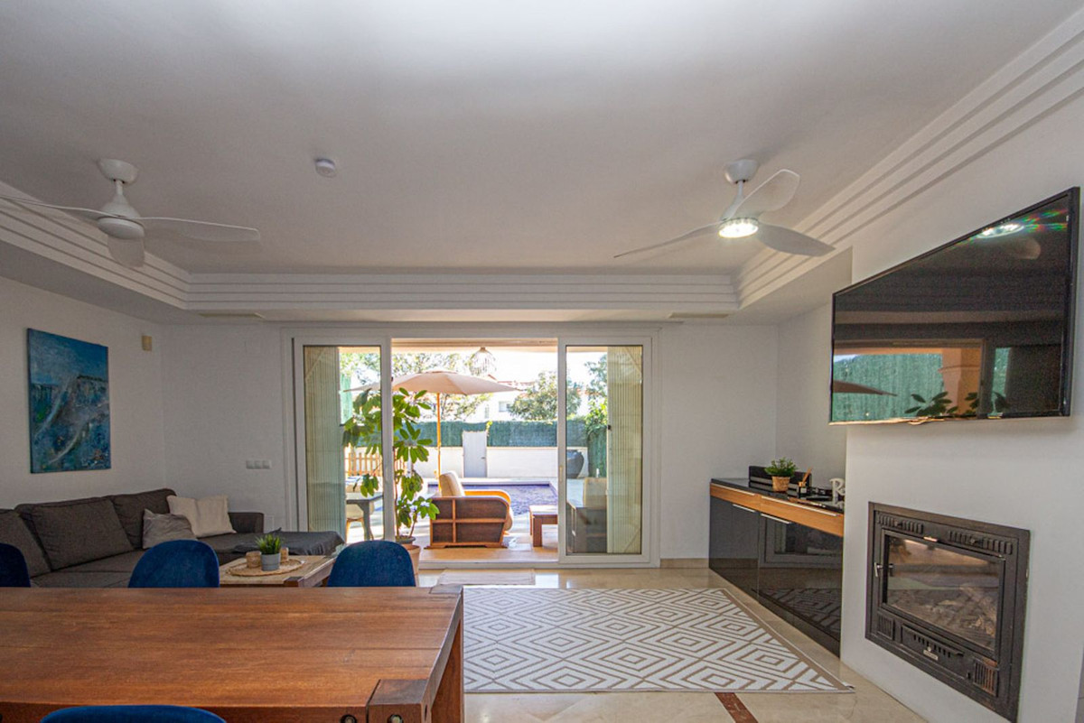 Semi-Vrijstaande Villa in Riviera del Sol-2