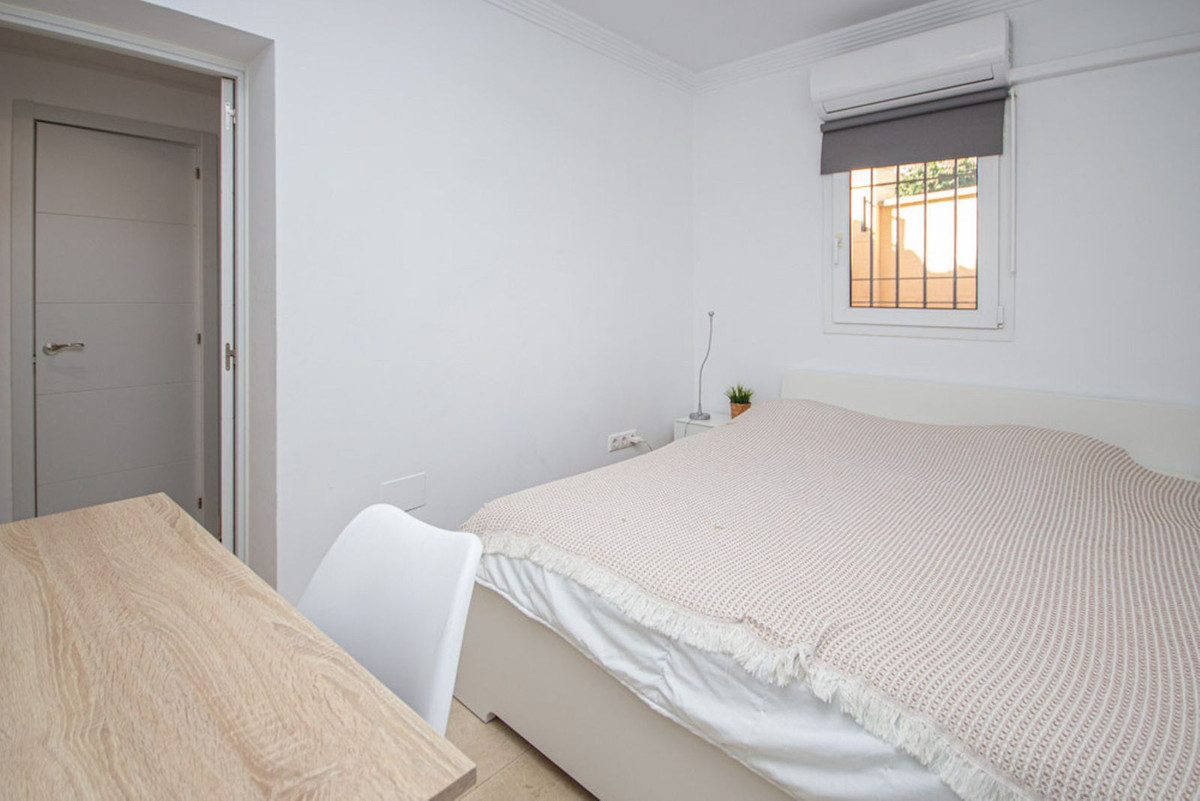 Semi-Vrijstaande Villa in Riviera del Sol-25