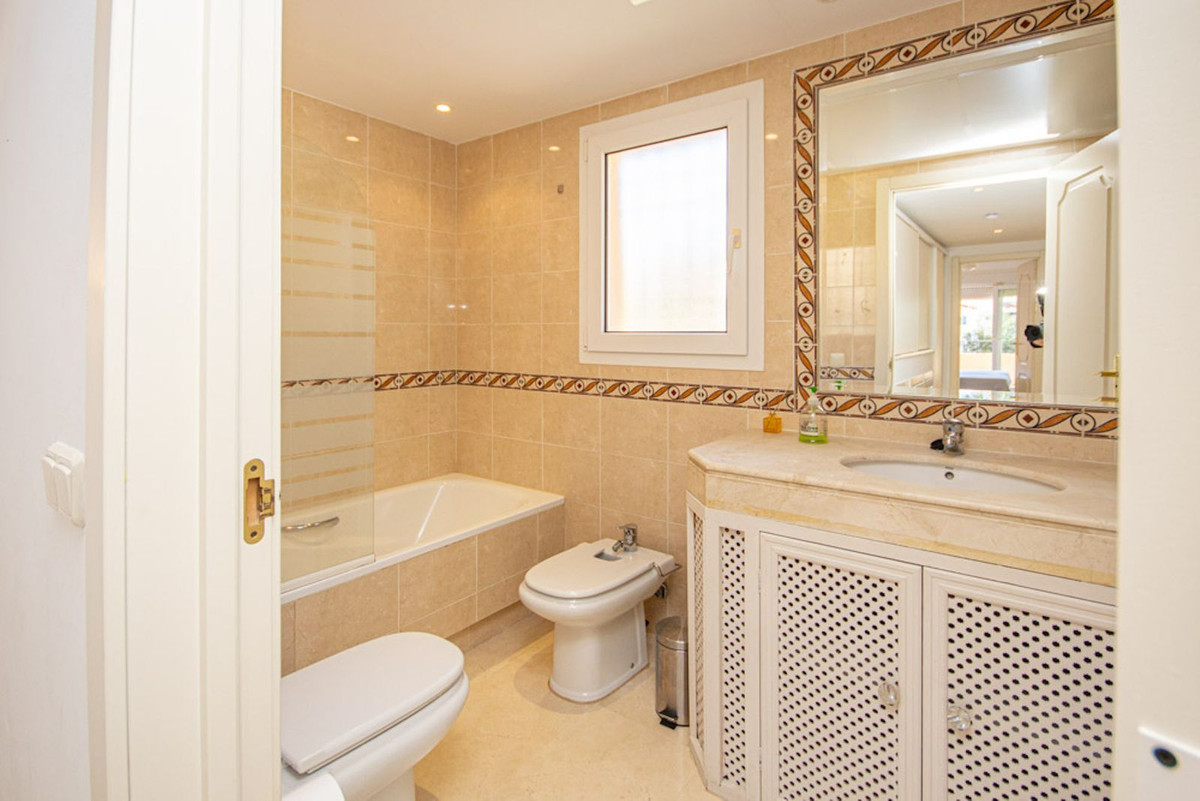 Semi-Vrijstaande Villa in Riviera del Sol-29