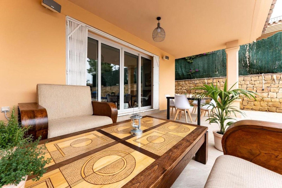 Semi-Vrijstaande Villa in Riviera del Sol-6