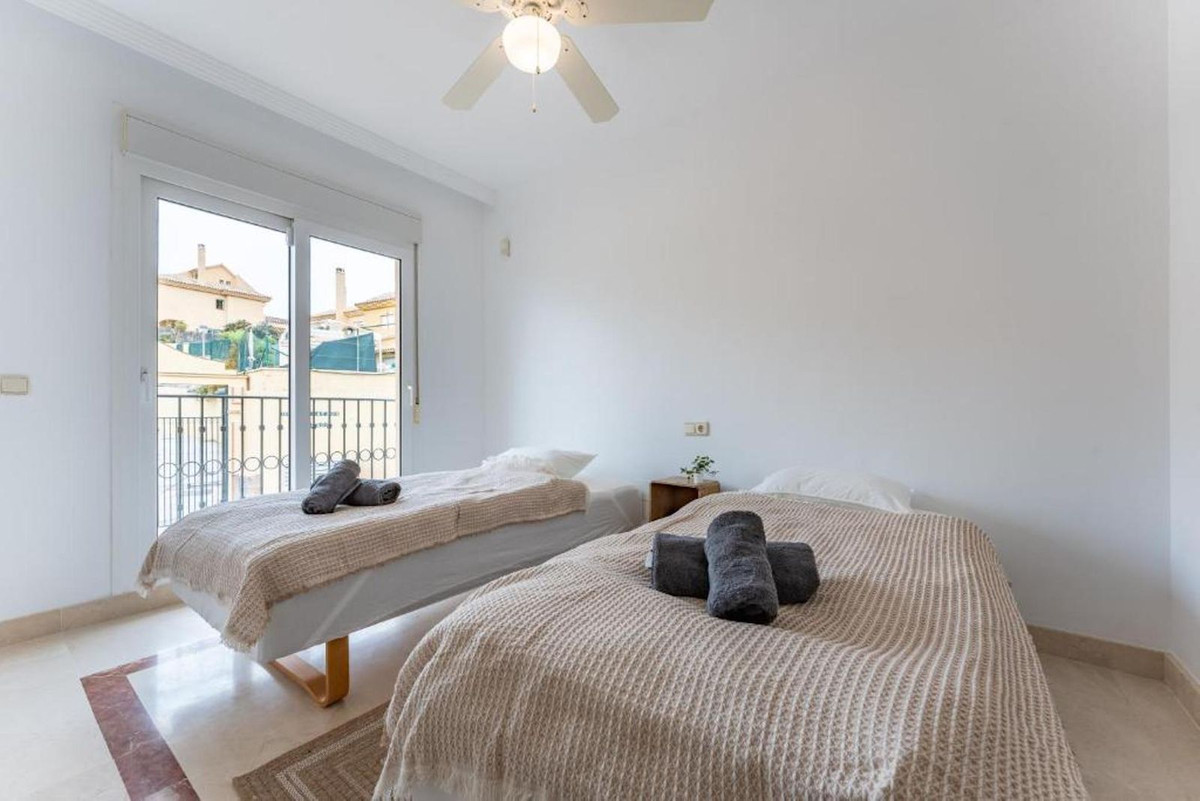 Semi-Vrijstaande Villa in Riviera del Sol-7