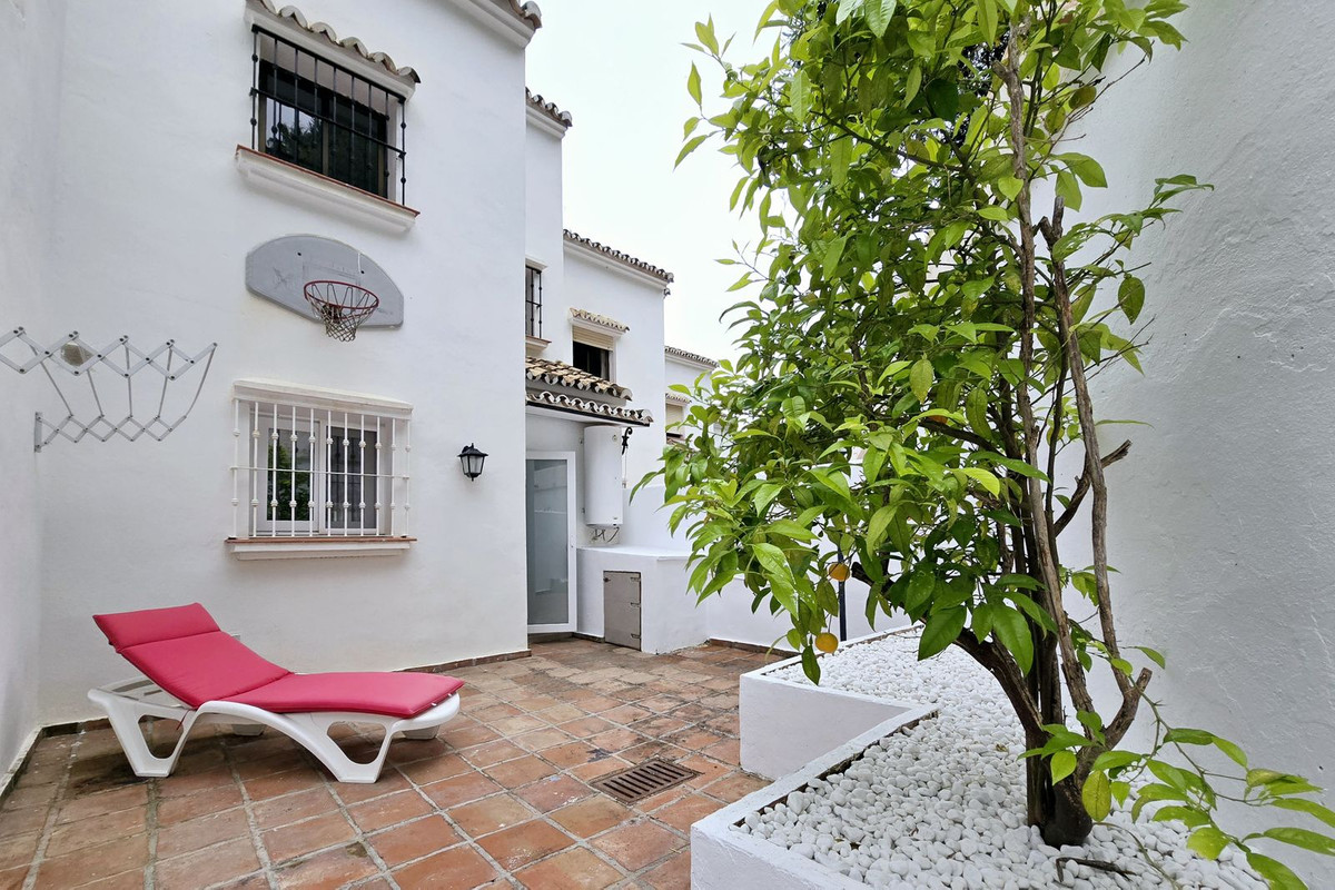 Geschakelde Woning in Riviera del Sol-3