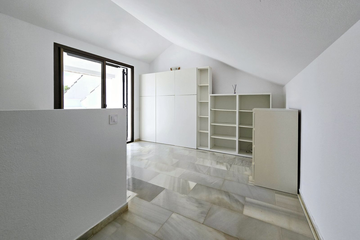 Geschakelde Woning in Riviera del Sol-36