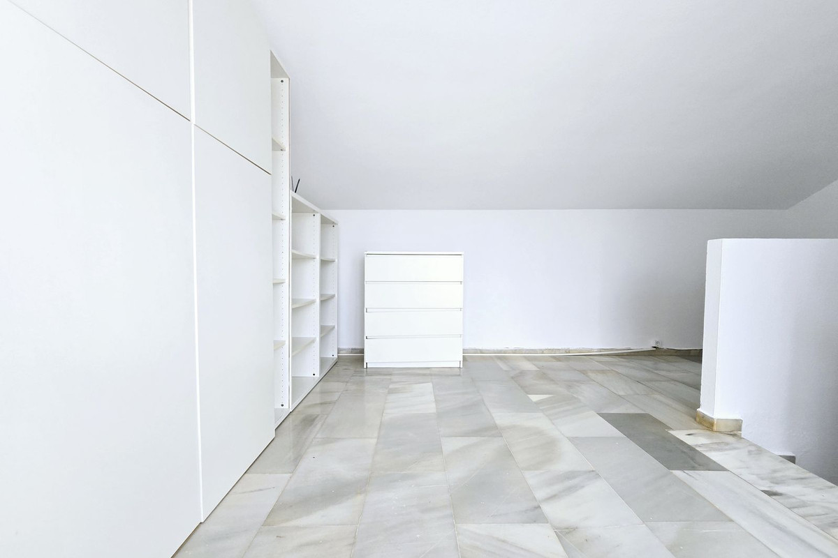 Geschakelde Woning in Riviera del Sol-38