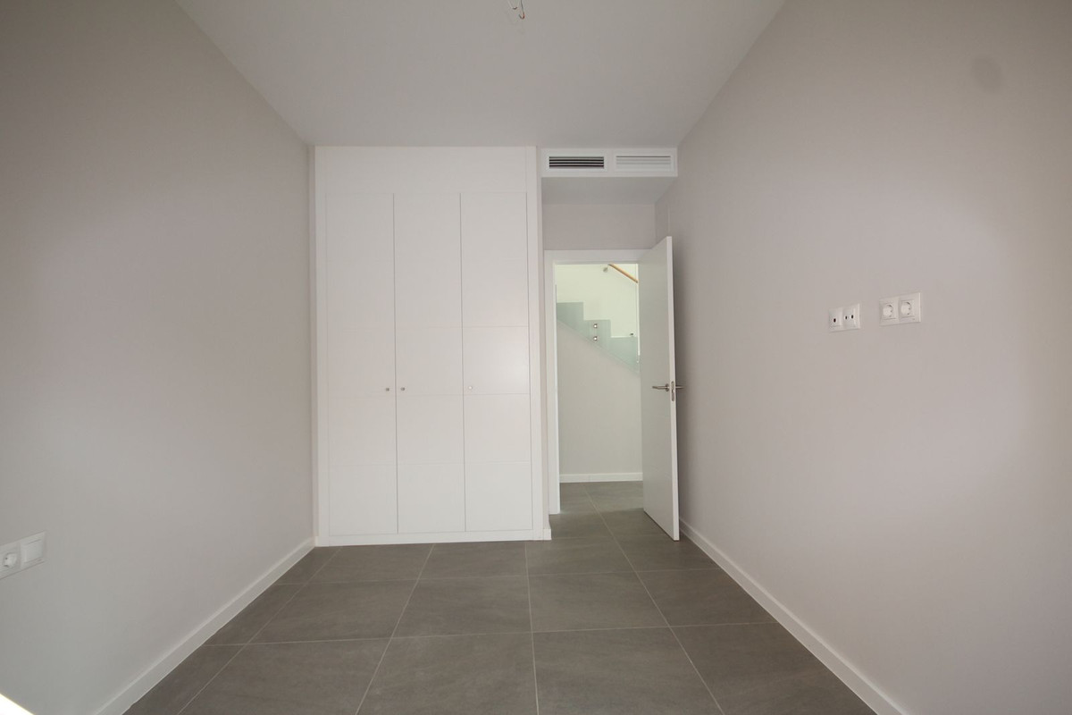 Property main view 33