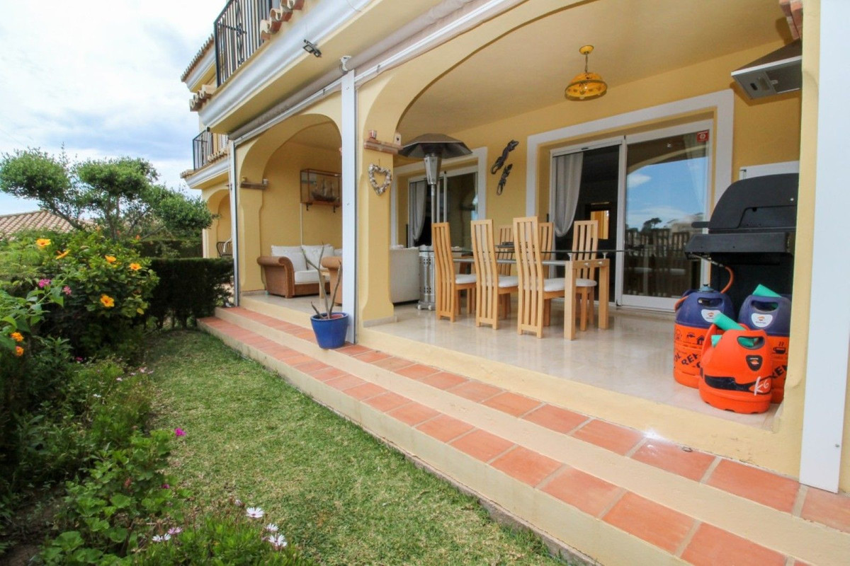 Semi-Vrijstaande Villa in Riviera del Sol-10