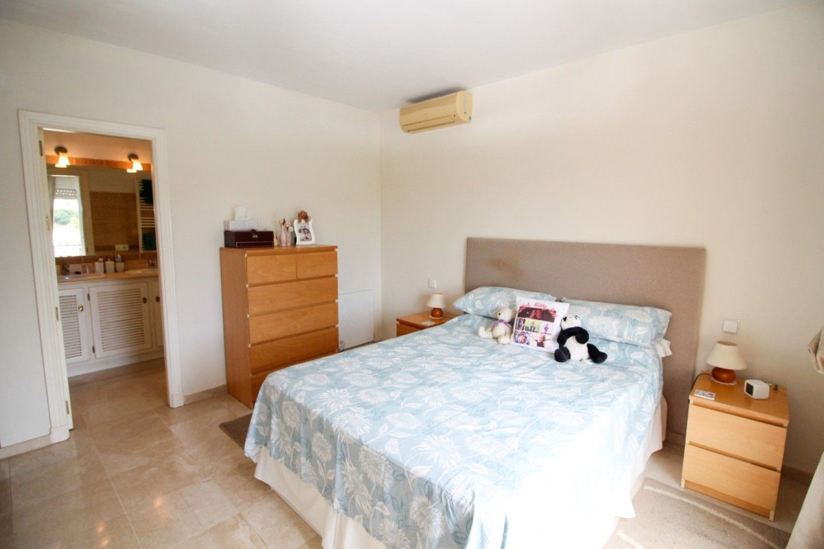 Semi-Vrijstaande Villa in Riviera del Sol-16