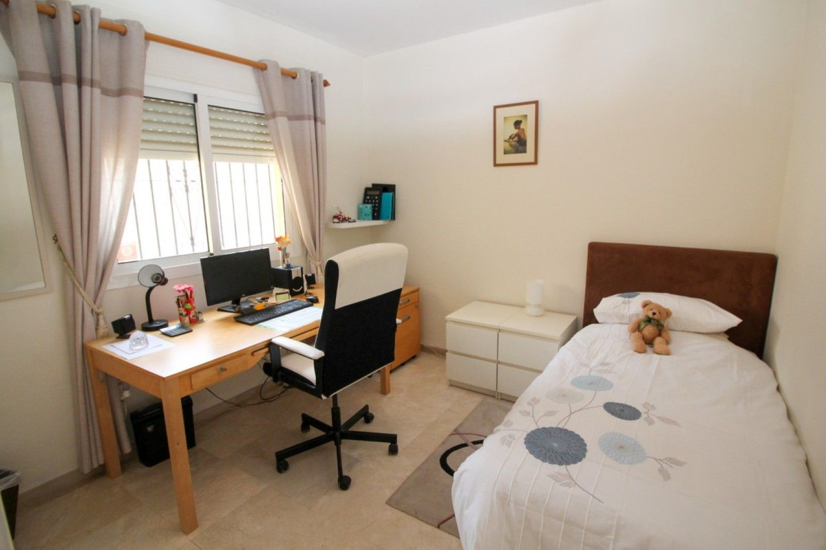 Semi-Vrijstaande Villa in Riviera del Sol-22