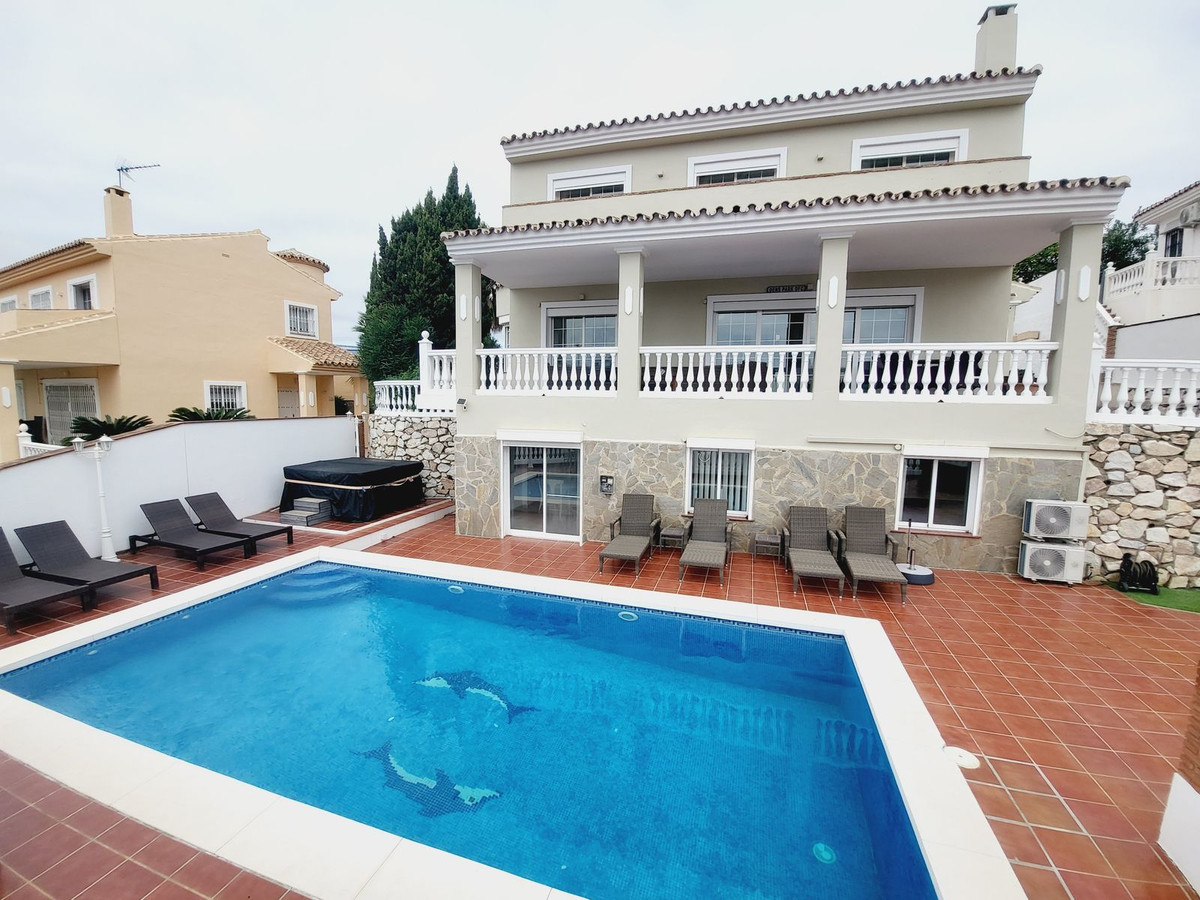 Vrijstaande Villa in Riviera del Sol-1
