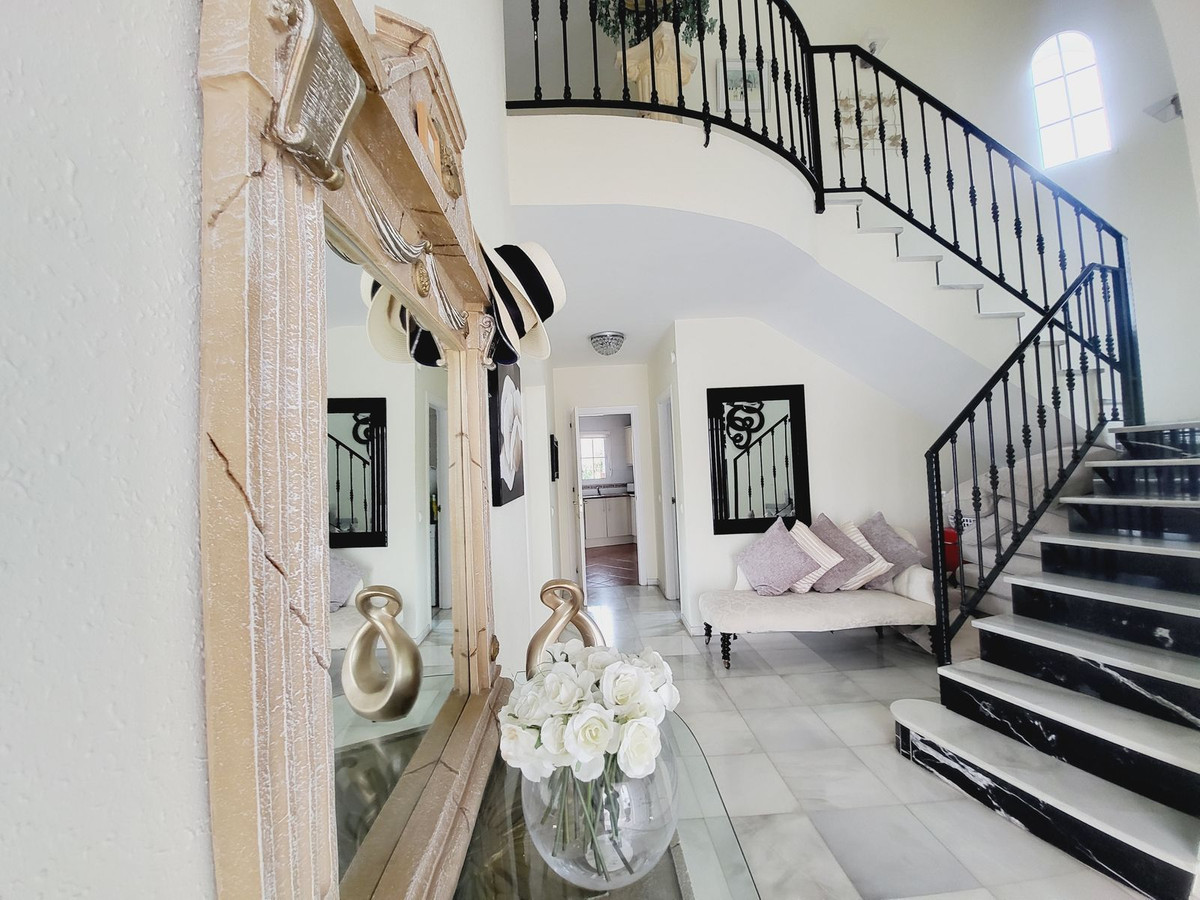Vrijstaande Villa in Riviera del Sol-10