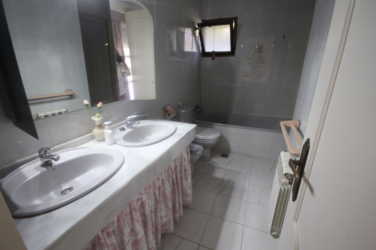 Huis te koop in Miraflores | 3 slaapkamers H5069830