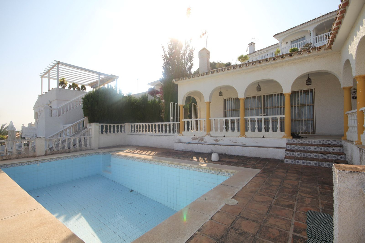 Huis te koop in Miraflores | 3 slaapkamers H5069830