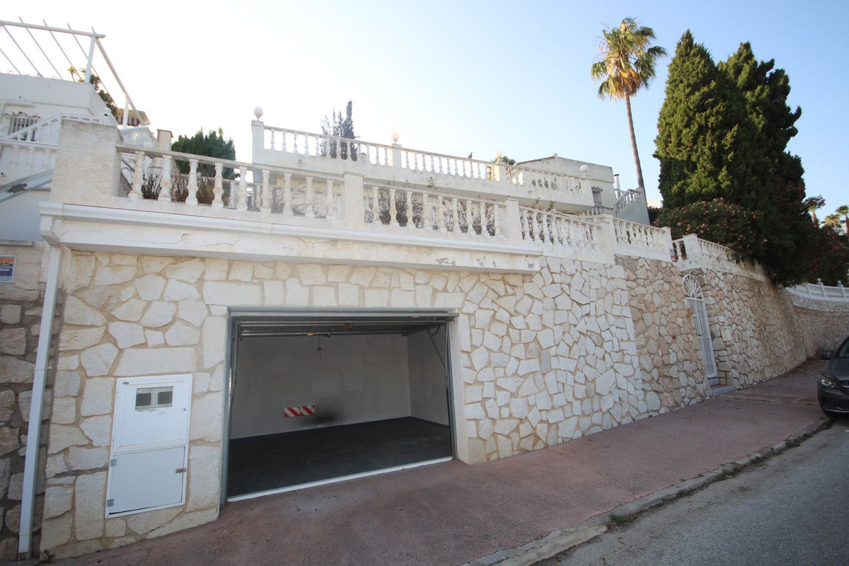 Huis te koop in Miraflores | 3 slaapkamers H5069830