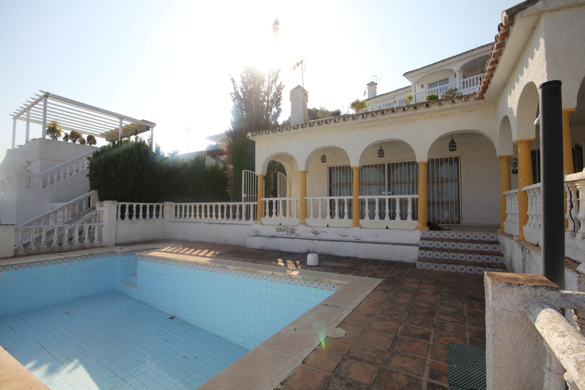 Huis te koop in Miraflores | 3 slaapkamers H5069830