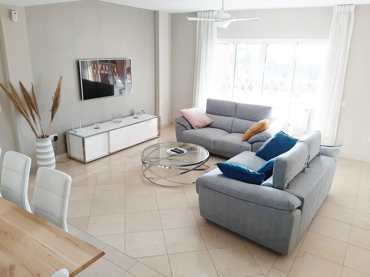 Huis te koop in Riviera del Sol | 4 slaapkamers H5104969
