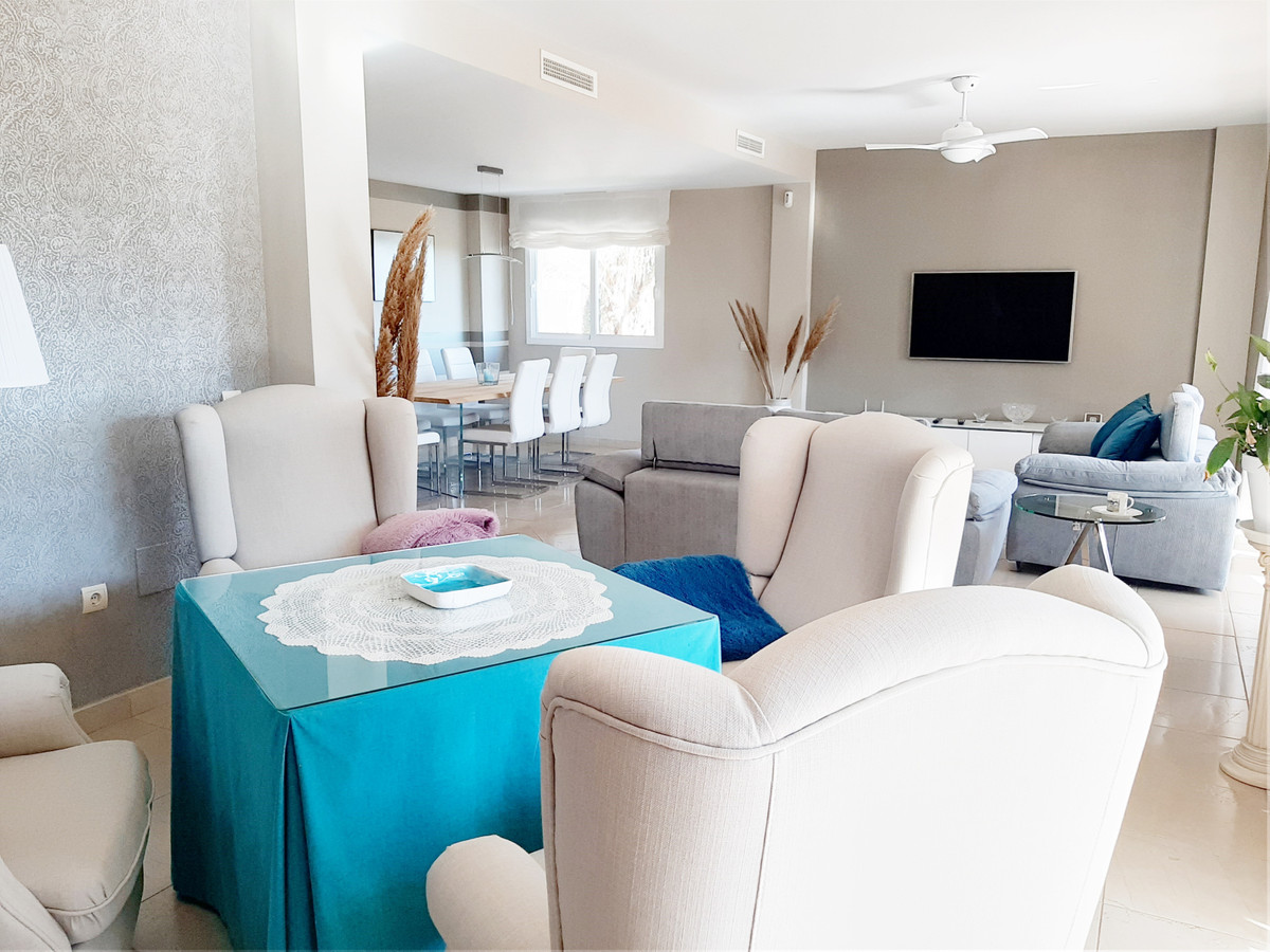 Huis te koop in Riviera del Sol | 4 slaapkamers H5104969