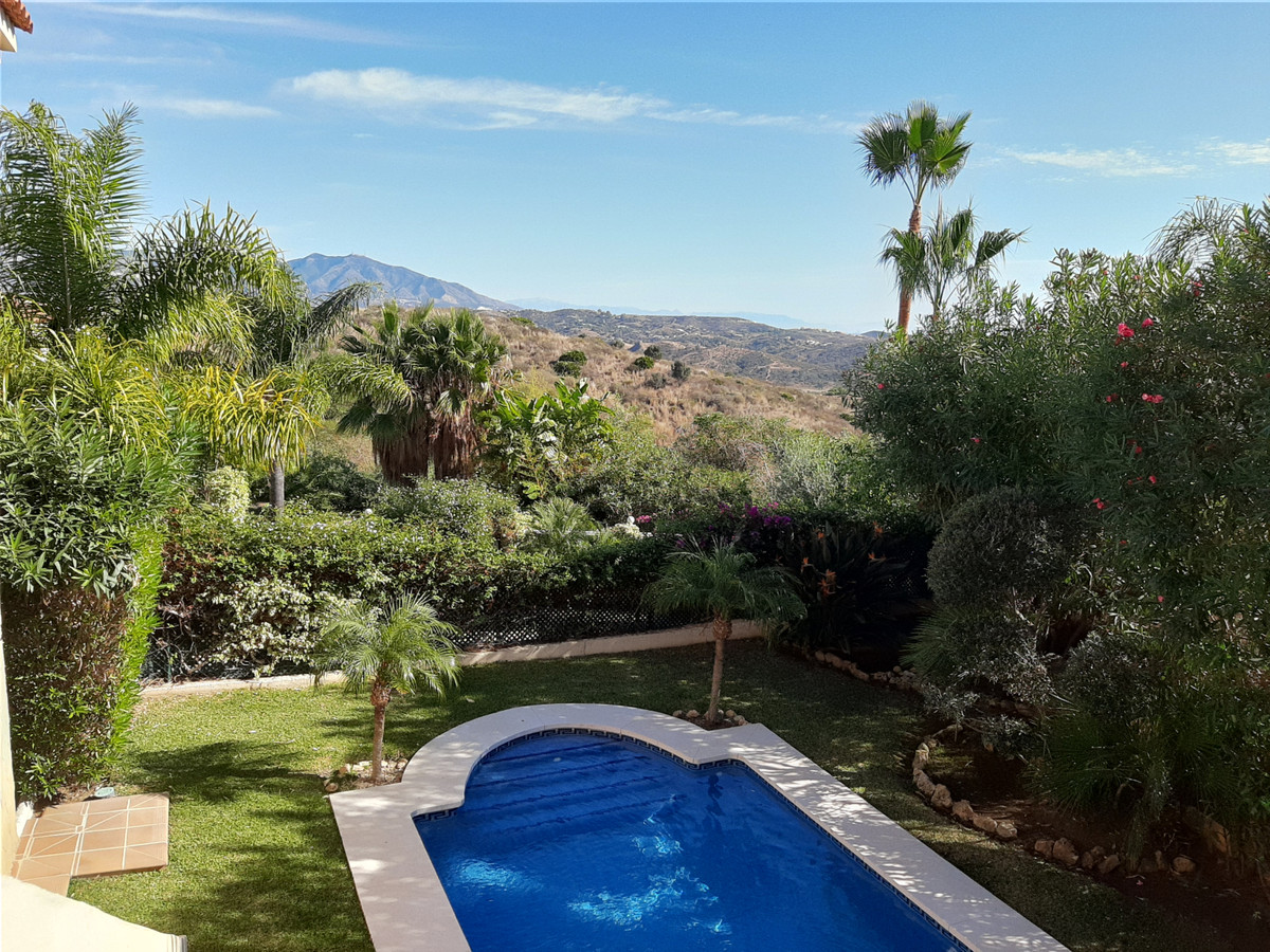 Huis te koop in Riviera del Sol | 4 slaapkamers H5104969