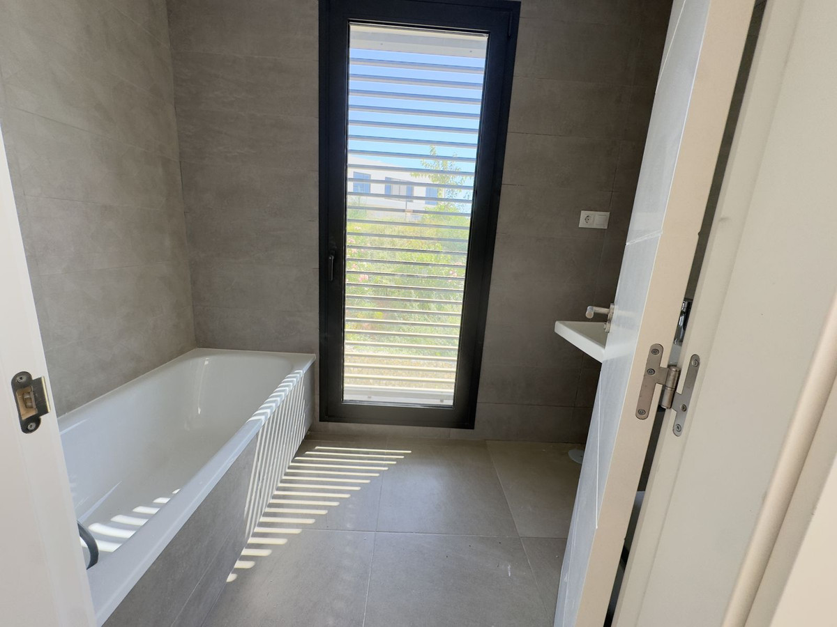 Huis te koop in Riviera del Sol | 3 slaapkamers H5147359