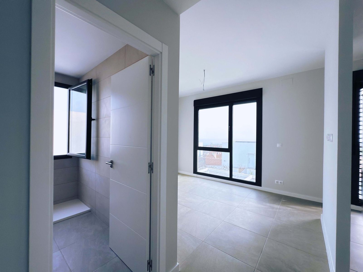Huis te koop in Riviera del Sol | 4 slaapkamers H5156278