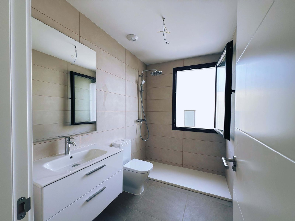 Huis te koop in Riviera del Sol | 4 slaapkamers H5156278