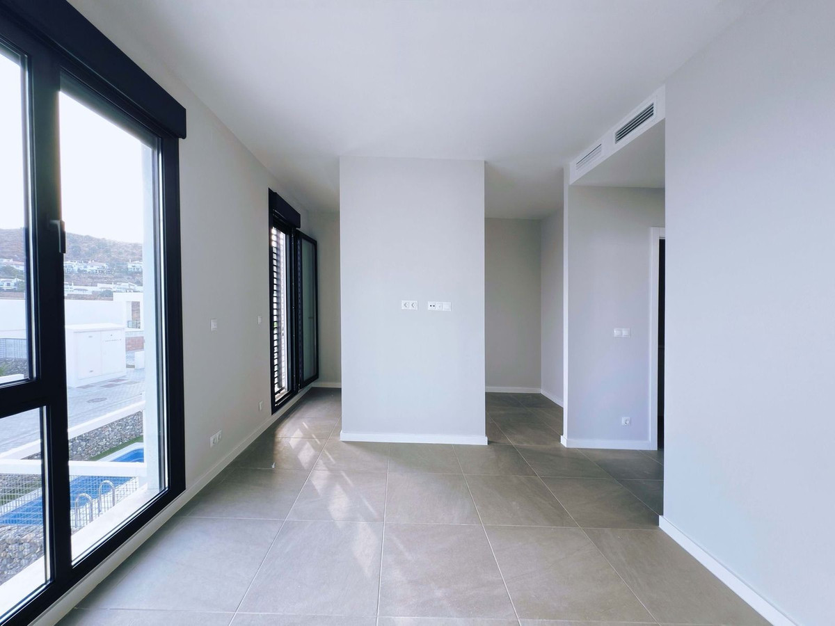 Huis te koop in Riviera del Sol | 4 slaapkamers H5156278