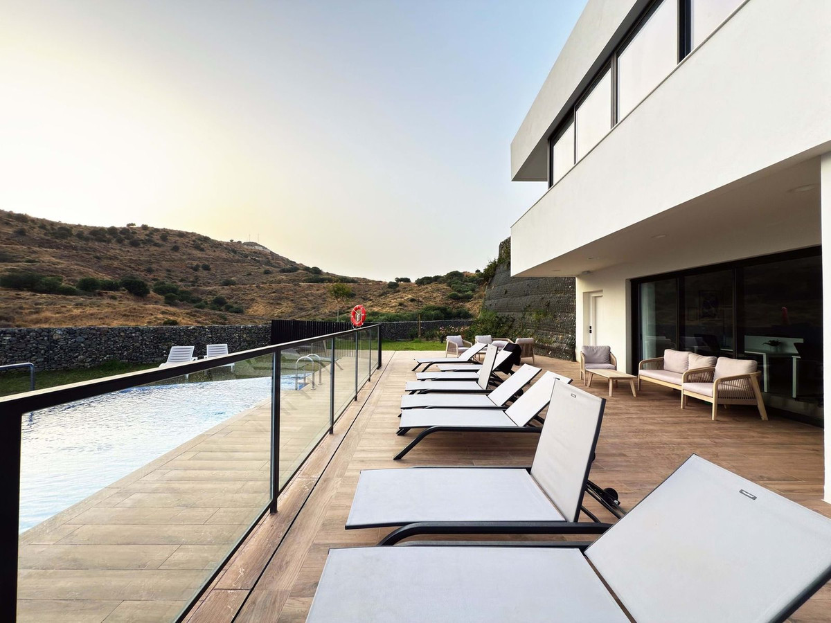 Huis te koop in Riviera del Sol | 4 slaapkamers H5156278