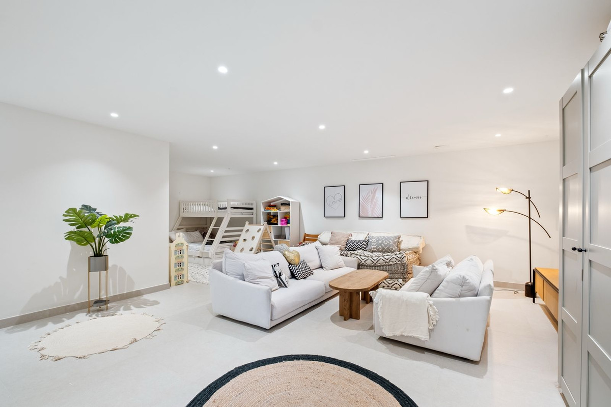 Property main view 45