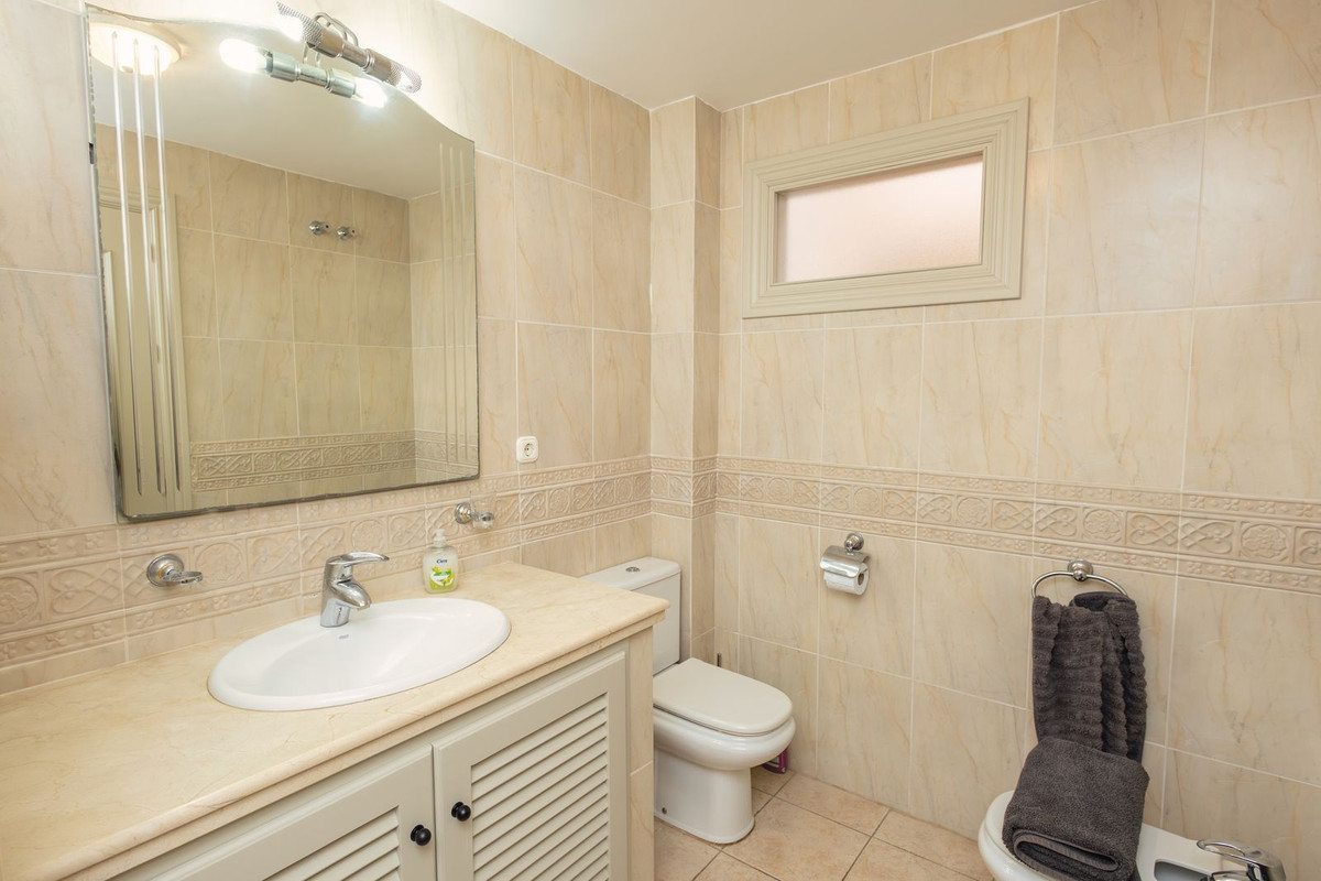 Huis te koop in Riviera del Sol | 4 slaapkamers H5238892