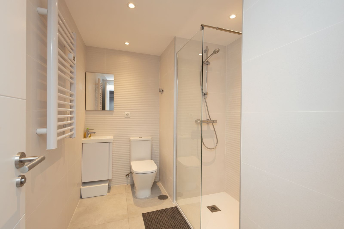 Huis te koop in Riviera del Sol | 4 slaapkamers H5238892