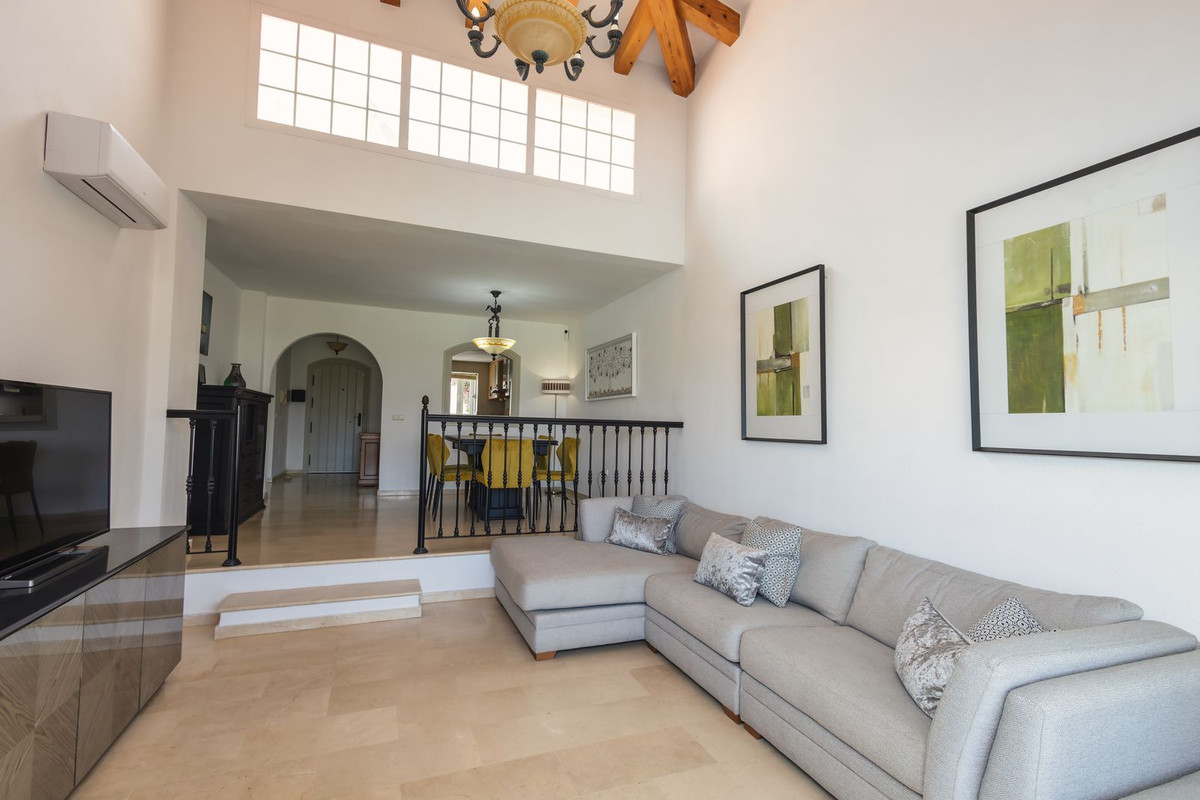 Huis te koop in Riviera del Sol | 4 slaapkamers H5238892