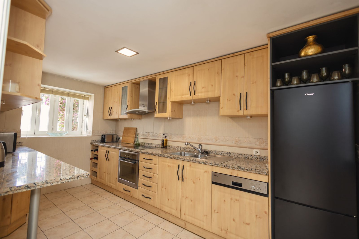 Huis te koop in Riviera del Sol | 4 slaapkamers H5238892