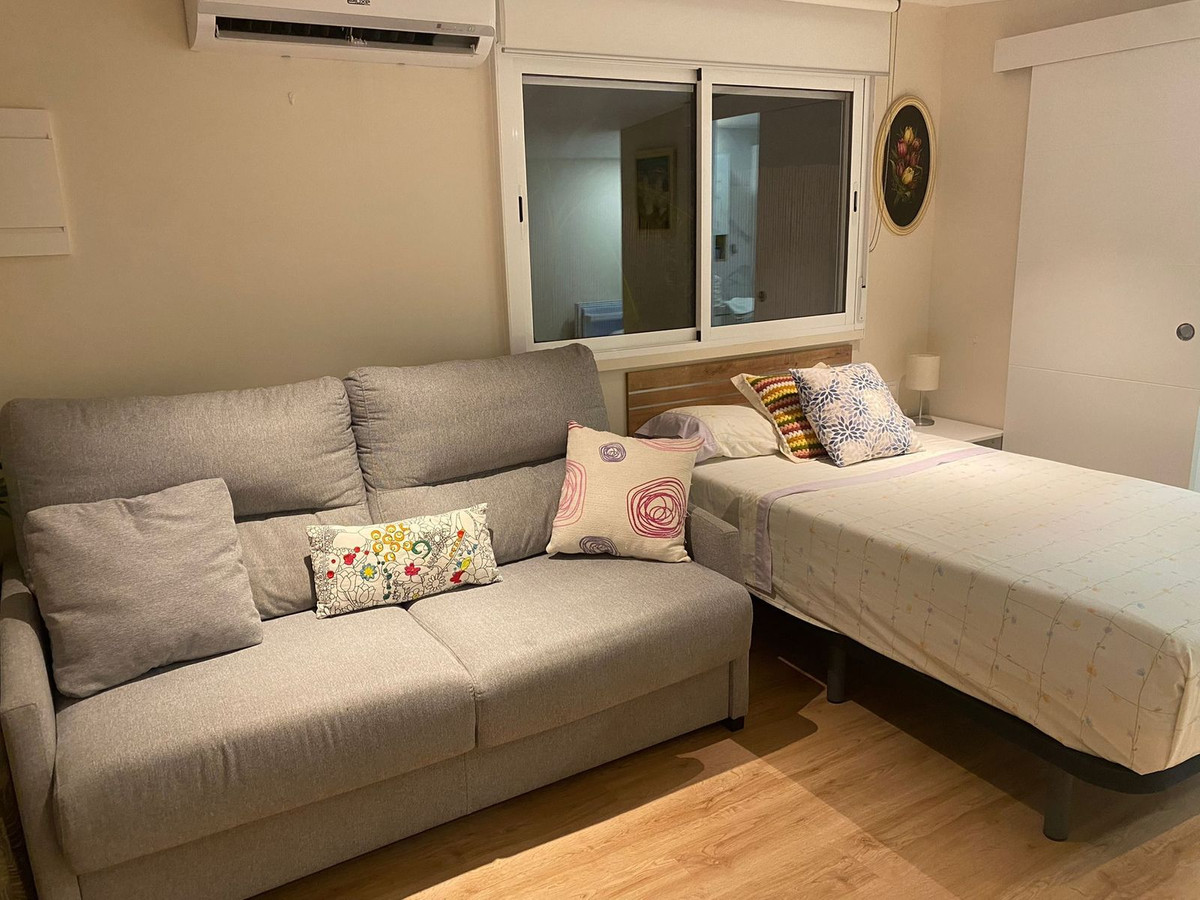 Huis te koop in Riviera del Sol | 3 slaapkamers H5287879