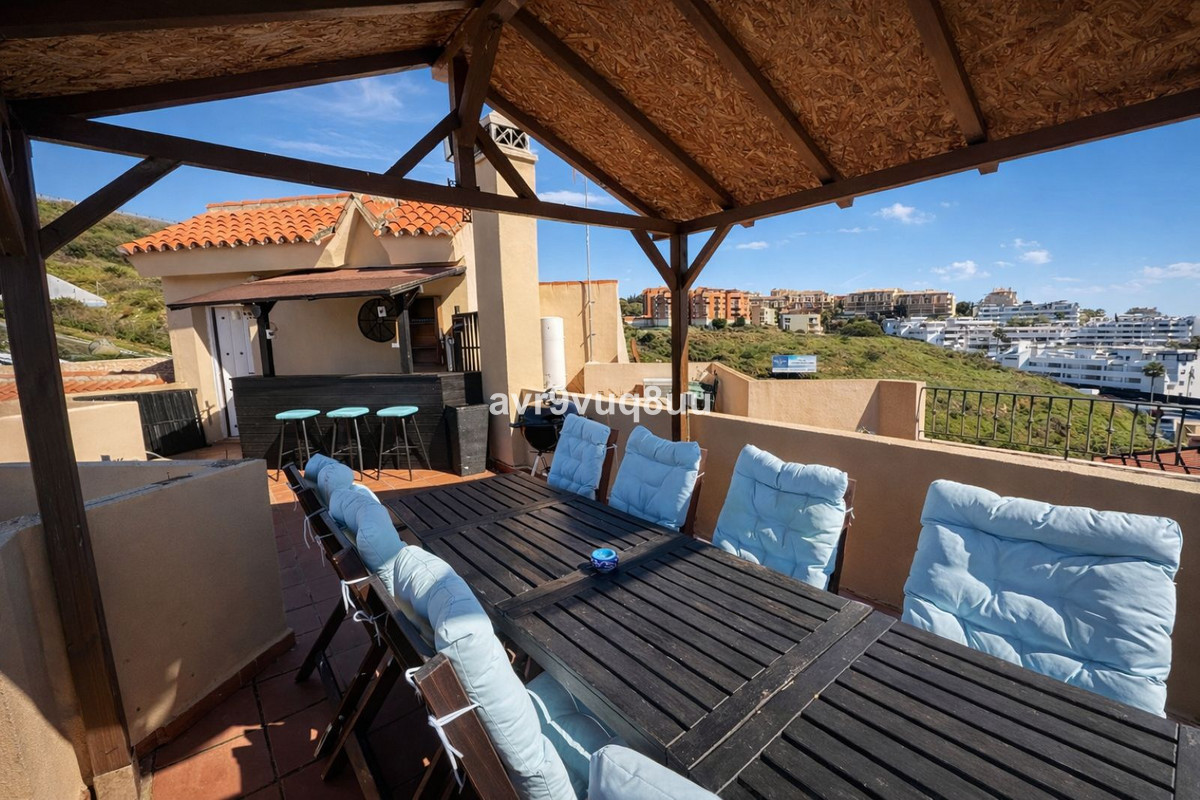 Huis te koop in Riviera del Sol | 4 slaapkamers H5308039