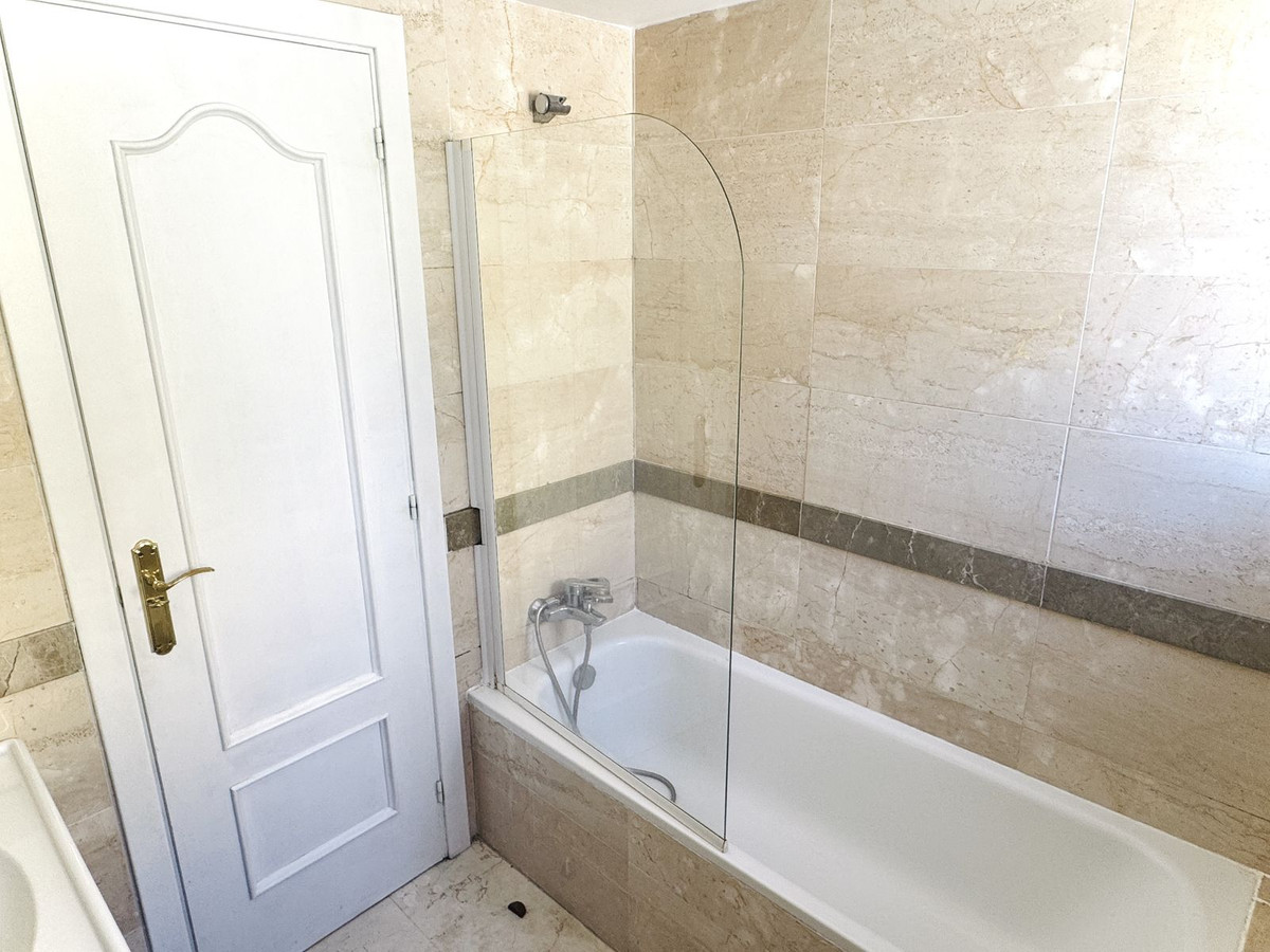 Appartement te koop in Riviera del Sol | 3 slaapkamers H5310697