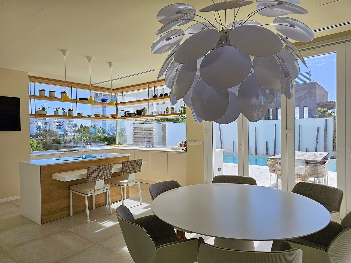 Huis te koop in Riviera del Sol | 5 slaapkamers H5311582