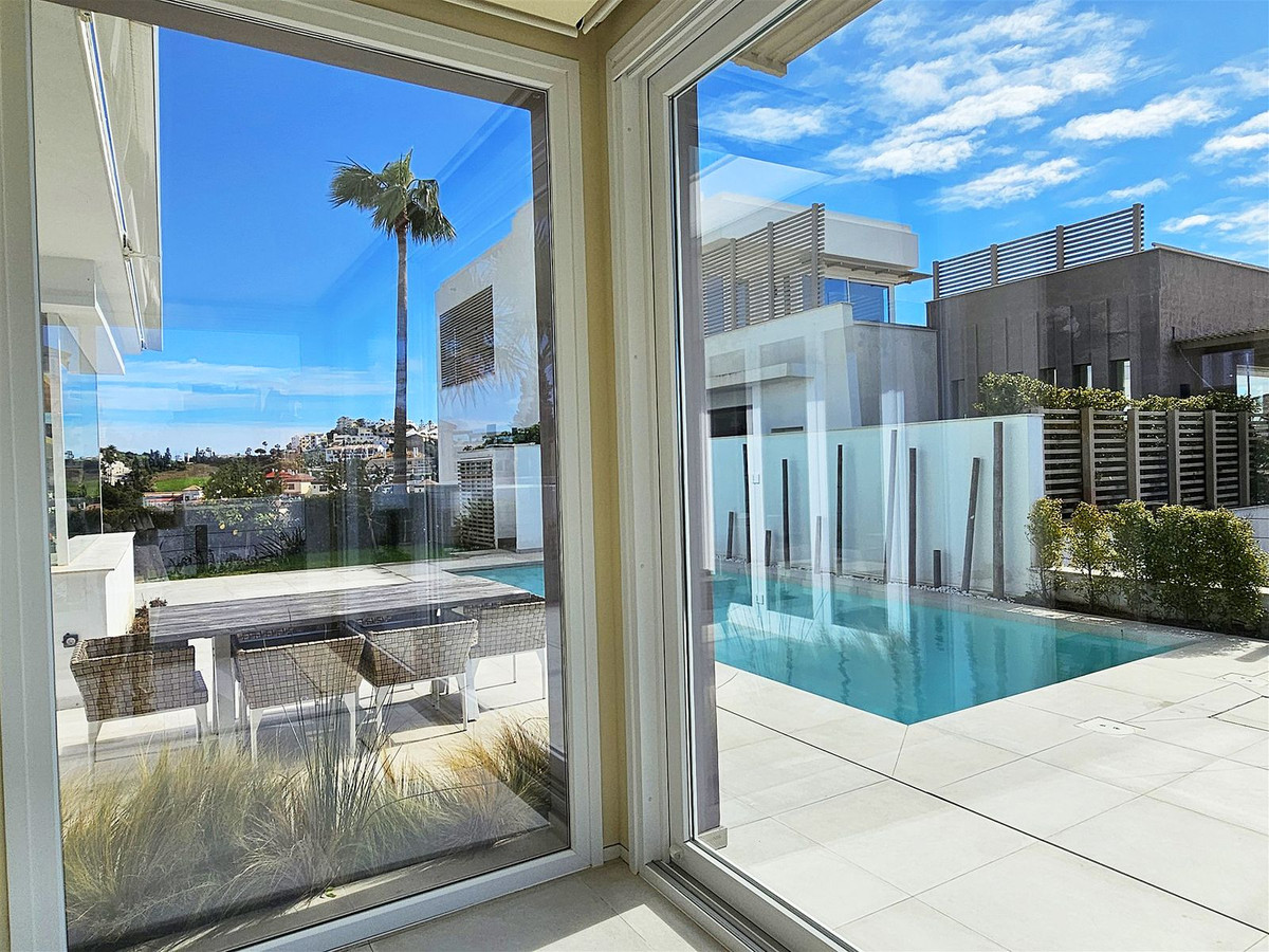 Huis te koop in Riviera del Sol | 5 slaapkamers H5311582