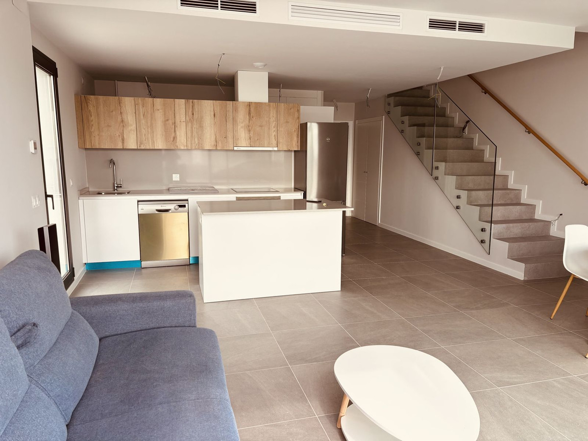 Huis te koop in Riviera del Sol | 4 slaapkamers H5329504