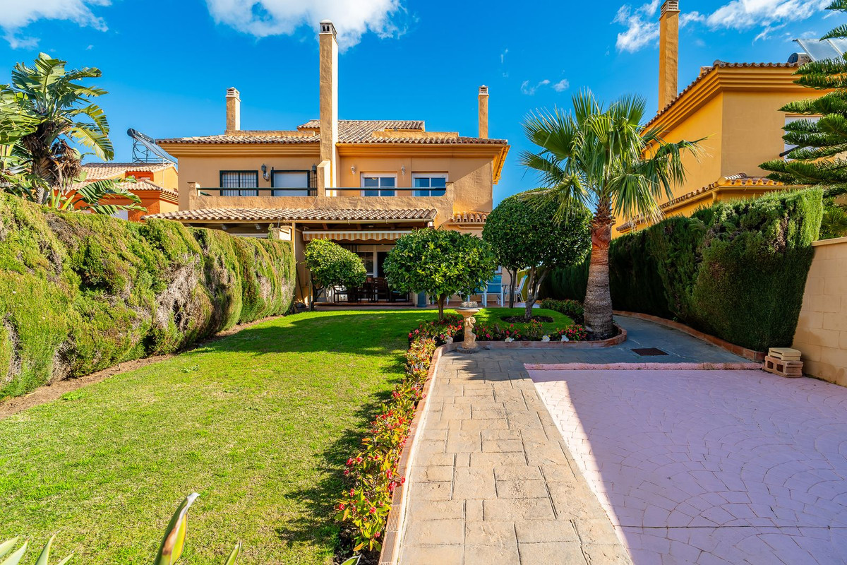 Huis te koop in Riviera del Sol | 4 slaapkamers H5337877