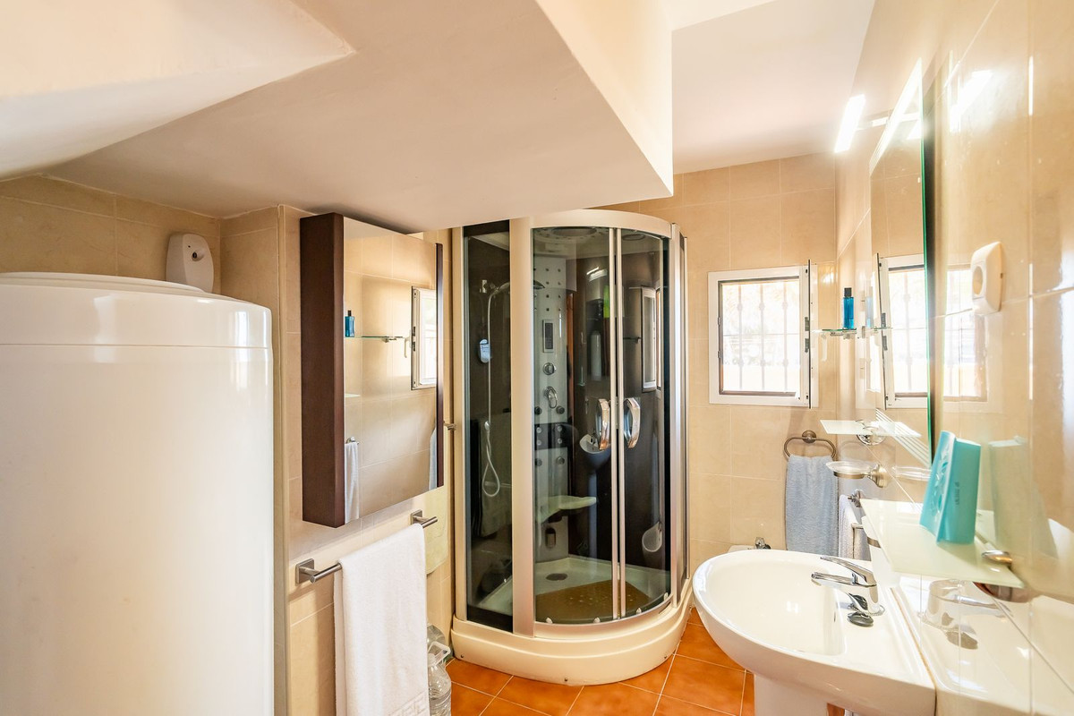 Huis te koop in Riviera del Sol | 4 slaapkamers H5337877